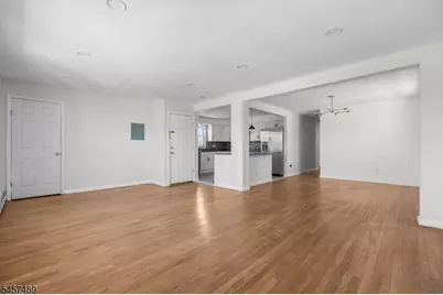 1134 Rivington, Roselle, NJ 07203 - Photo 5