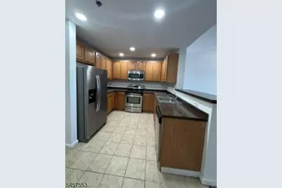 1 Carriage City Plz #1203, Rahway, NJ 07065 - Photo 3