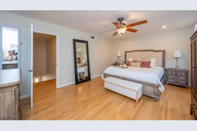122 Sunrise Dr, Long Hill Township, NJ 07933 - Photo 19