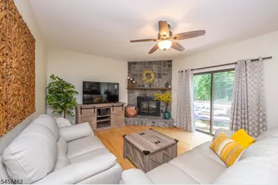 122 Sunrise Dr, Long Hill Township, NJ 07933 - Photo 3