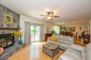 122 Sunrise Dr, Long Hill Township, NJ 07933 - Photo 5