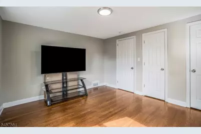 16 Pleasant Ave, Belleville, NJ 07109 - Photo 21
