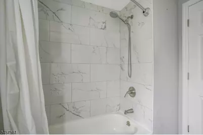 16 Pleasant Ave, Belleville, NJ 07109 - Photo 19