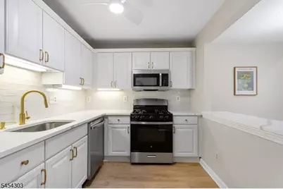 314 Cambridge Dr, Butler, NJ 07405 - Photo 13