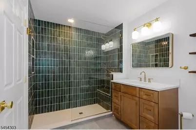 314 Cambridge Dr, Butler, NJ 07405 - Photo 19