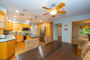 4 Fern Ct, Roxbury Township, NJ 07836 - Photo 7