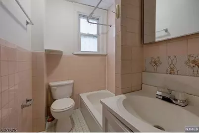 58 Westervelt Ave, Hawthorne, NJ 07506 - Photo 7