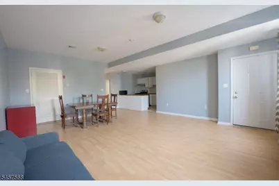 372 Bramhall Ave #101, Jersey City, NJ 07304 - Photo 3