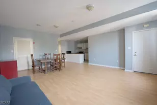 372 Bramhall Ave, Jersey City, NJ 07304 - Photo 3