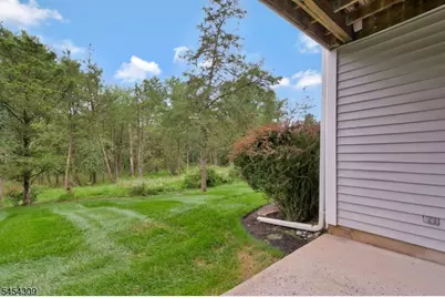 1408 Magnolia Ln, Branchburg Township, NJ 08876 - Photo 17