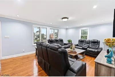 714 Liberty Ave, Union Township, NJ 07083 - Photo 9