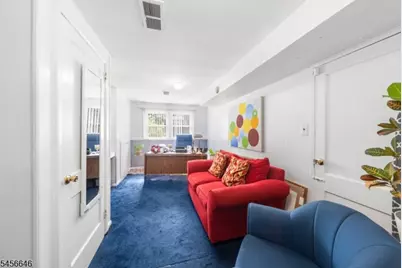 425 Adrianne Ct, Orange, NJ 07050 - Photo 17
