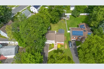 425 Adrianne Ct, Orange, NJ 07050 - Photo 29
