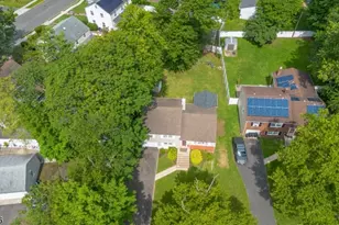 425 Adrianne Ct, Orange, NJ 07050 - Photo 29