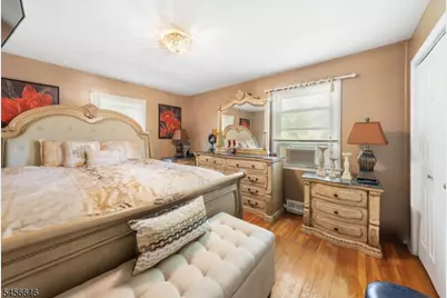 425 Adrianne Ct, Orange, NJ 07050 - Photo 11
