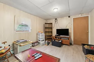 15 Garfield Rd, Parsippany, NJ 07054 - Photo 23