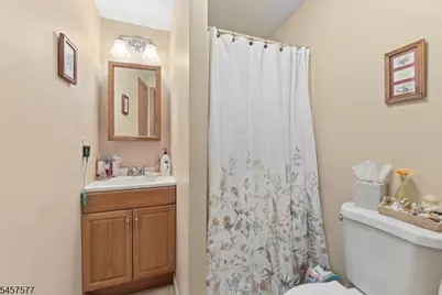 15 Garfield Rd, Parsippany, NJ 07054 - Photo 15
