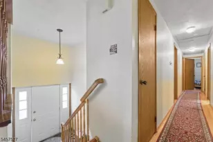 15 Garfield Rd, Parsippany, NJ 07054 - Photo 11