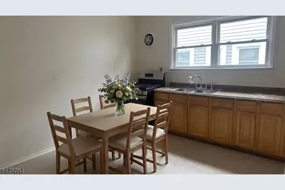 31-33 Norman Rd #2L, Newark, NJ 07106 - Photo 7