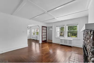 34 Cypress St, Millburn, NJ 07041 - Photo 7