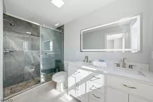 60 Dewitt St, Garfield, NJ 07026 - Photo 7