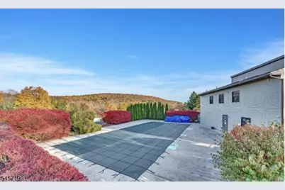 905 Spruce Hills Dr #905, Glen Gardner, NJ 08826 - Photo 23