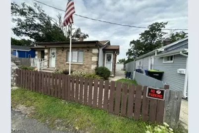 216 Hillcrest Ave, Old Bridge Township, NJ 08879 - Photo 13