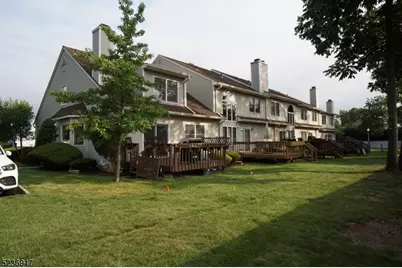 675 Raritan Rd #13, Clark Township, NJ 07066 - Photo 9