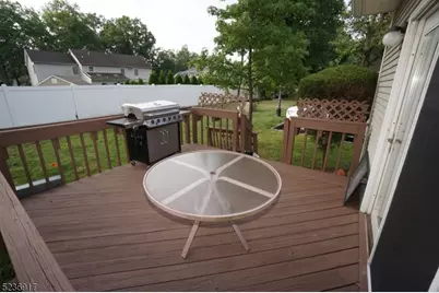 675 Raritan Rd #13, Clark Township, NJ 07066 - Photo 7