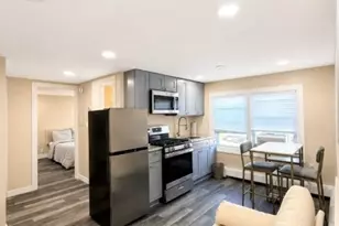 936 Stuyvesant Ave 3rd Fl, Union Township, NJ 07083 - Photo 1