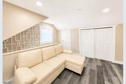 936 Stuyvesant Ave, Union Township, NJ 07083 - Photo 9