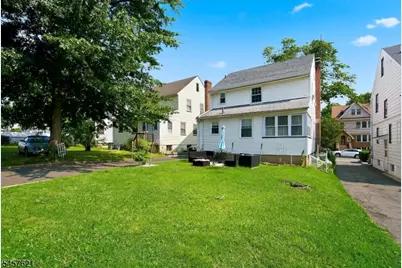 24 Cleveland Ave, Newark, NJ 07106 - Photo 15