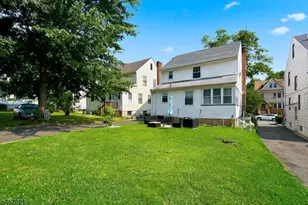 24 Cleveland Ave, Newark, NJ 07106 - Photo 15