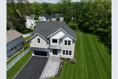 60 W Hobart Gap Rd, Livingston, NJ 07039 - Photo 3