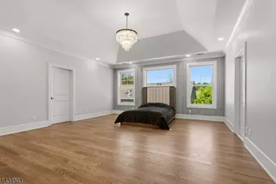 60 W Hobart Gap Rd, Livingston, NJ 07039 - Photo 19