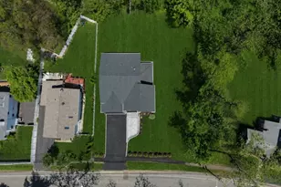 60 W Hobart Gap Rd, Livingston, NJ 07039 - Photo 5