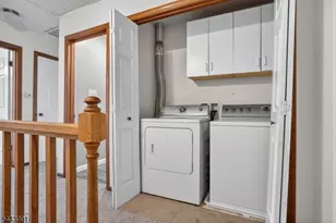 56 Portsmouth Ct, Hamburg, NJ 07419 - Photo 25