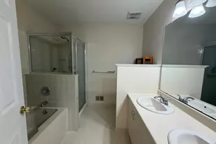 30 Columbus Dr, Franklin Township, NJ 08823 - Photo 9