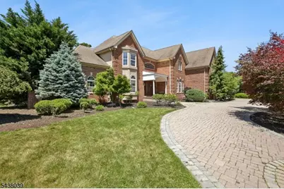 11 Valley Wood Dr, Franklin Township, NJ 08873 - Photo 3