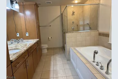 225 Sherman Ave, Berkeley Heights Township, NJ 07922 - Photo 9