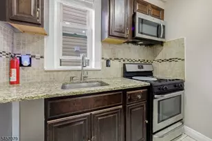 74 Westminster Pl, Garfield, NJ 07026 - Photo 15