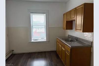 555 Broadway, Newark, NJ 07104 - Photo 7
