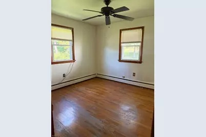401 Liberty Blvd, Pohatcong Township, NJ 08865 - Photo 5