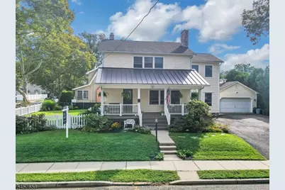 75 Buena Vista Ave, Hawthorne, NJ 07506 - Photo 1