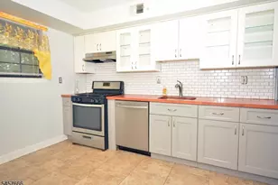 29 Barclay Ct, Lawrence Township, NJ 08648 - Photo 5