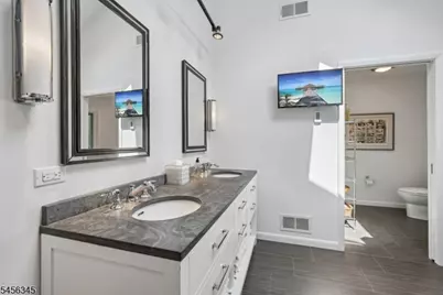 56 Roosevelt Blvd, North Caldwell, NJ 07006 - Photo 29