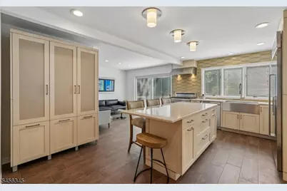 56 Roosevelt Blvd, North Caldwell, NJ 07006 - Photo 15