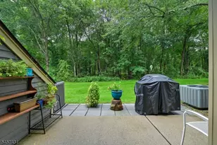 4E New Bedford Rd, West Milford, NJ 07480 - Photo 21