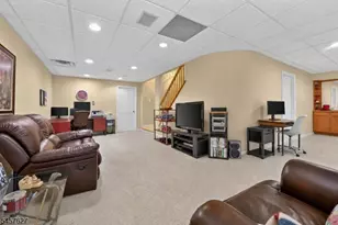 2 Shackamaxon Terrace, Clinton Township, NJ 08801 - Photo 23