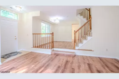 9 Evans Court, Bedminster Township, NJ 07921 - Photo 7
